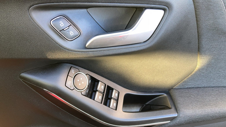 Ford Puma 1.0 EcoBoost Hybrid mHEV Titanium 5dr Petrol Hatchback